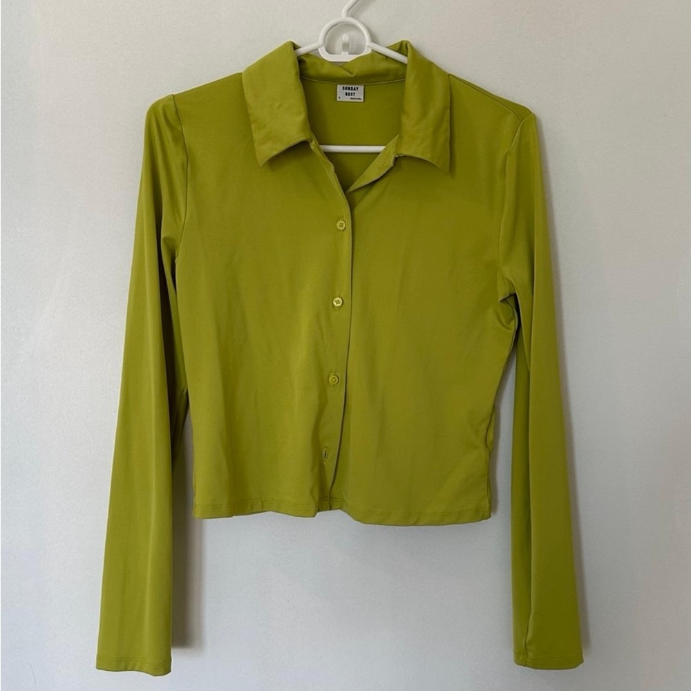 Aritzia Sunday Best Moreau Shirt Pear Green